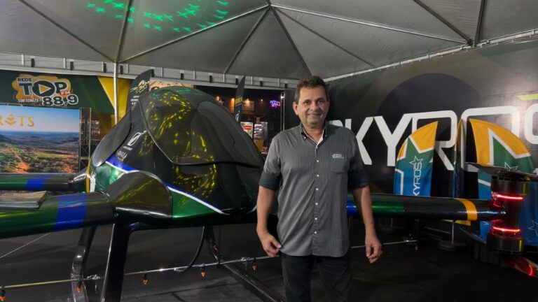 Urandir Fernandes de Oliveira na apresentação do projeto Skyros na 86ª Expogrande